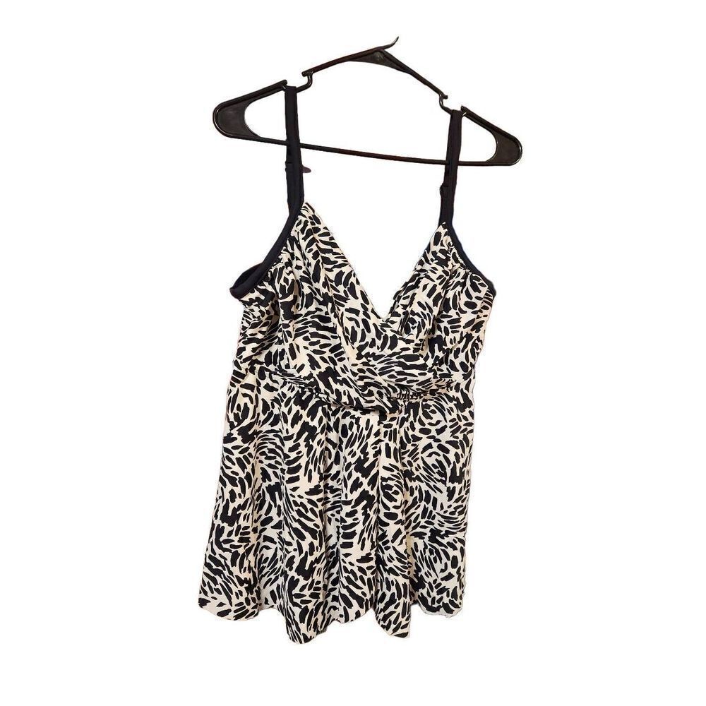 Azul 16W swim tankini type top stretchy!